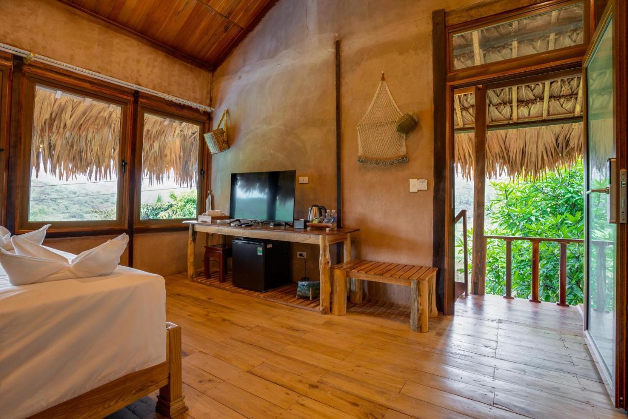 Hotel Mai Chau Onsen Retreat Zewnętrze zdjęcie